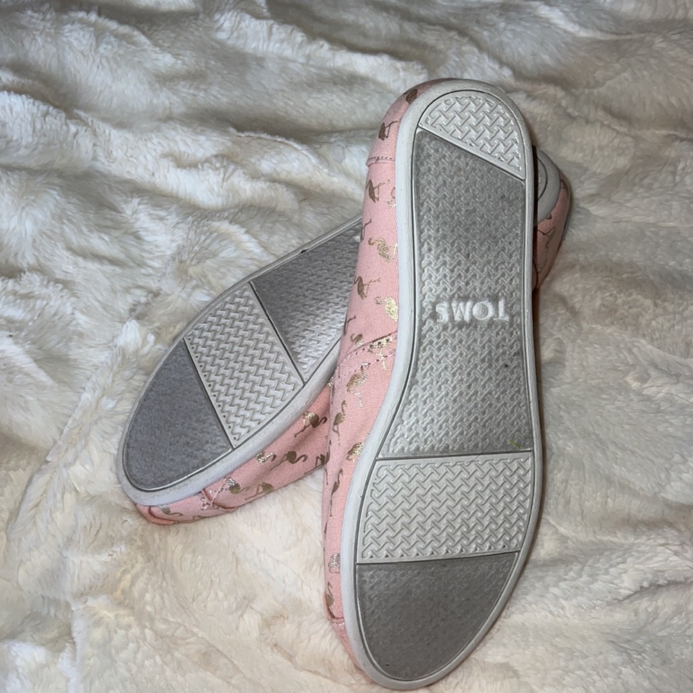 Sz7.5 Toms Pink Flamingo Sneakers - Picture 3 of 3